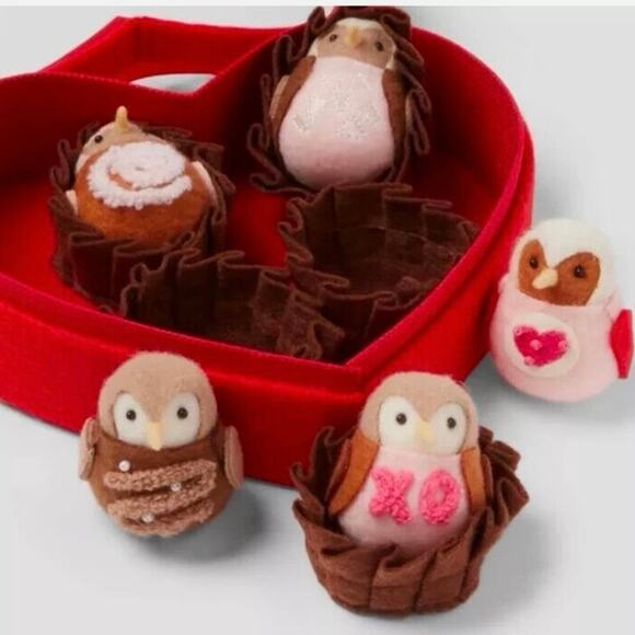 New Spritz Chocolate Bird Valentine's Day Box Decor - Picture 3 of 5